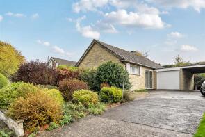 54, Highlands, Devizes SN10 5NS