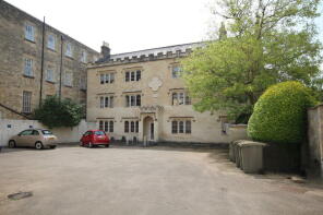 Ground Floor Flat, Sutcliffe House, London Road, Walcot, Bath BA1 6AJ