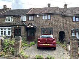 122, North Hill Drive, Romford RM3 9AW