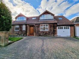 49, Woolsington Gardens, Woolsington, Newcastle Upon Tyne NE13 8AP