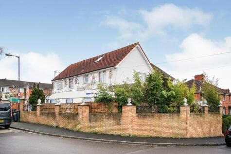 Bourne Road, Kingswood, Bristol, BS15