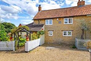53 Plum Cottage, New Row, Northampton Road, Olney MK46 4EZ