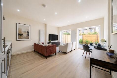 Replingham Road, Southfields, SW18