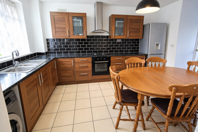 Kitchen / Breakfast Room
