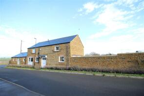 1, Waits Yard, Towcester NN12 8LX