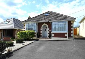 Glenvue, Hallatrow Hill, Hallatrow, Bristol BS39 6EE