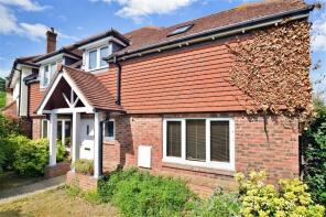 7, Chapel Close, London Road, Pulborough RH20 1SA