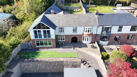 Peareth Hall Road, Springwell Village, NE9
