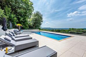 Highlands, Fridays Hill, Haslemere GU27 3DX