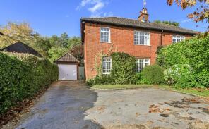 4, Kerrsland Cottages, Hurtmore Road, Hurtmore, Godalming GU7 2RN
