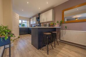 17, Denny View, Caldicot NP26 5LS