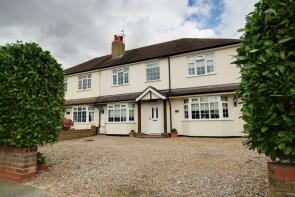Ringwould, Main Road, Longfield DA3 7AS