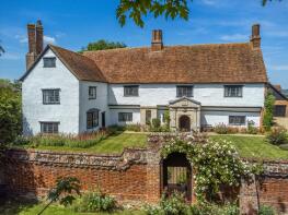 The White House, Church Way, East Claydon MK18 2NB