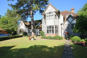 Winton Lodge, Milley Lane, Reading RG10 9TL