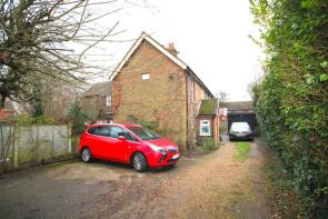 1, Ensigne Cottages, Shalmsford Street, Canterbury CT4 7RF