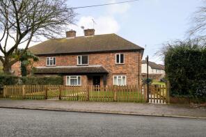 7, Nethern Court Road, Caterham CR3 7EE