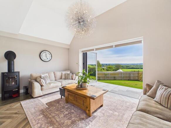 17 Adrian Shinn Way (similar design)