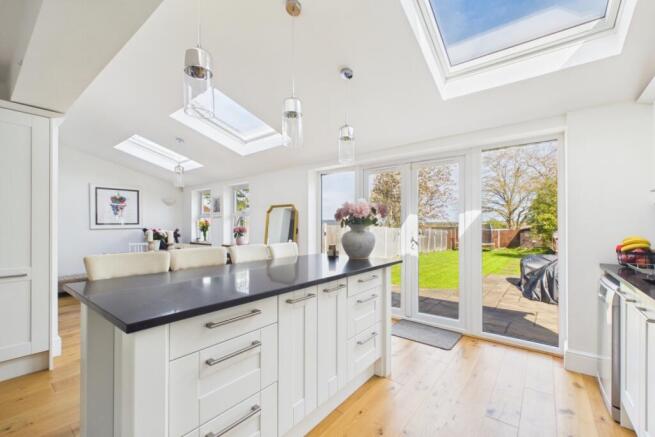 Kitchen Dining Area