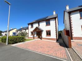 43, Ashford Park, Crundale, Haverfordwest SA62 4FG