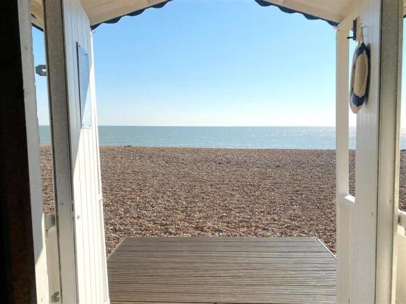 Beach HUt 44 - View4.jpg
