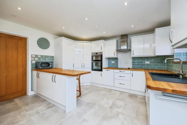 Fitted Kitchen