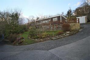 Fron Dawel, Llangyniew, Welshpool SY21 9EJ