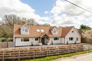 Redlands, Brick Kiln Lane, Saffron Walden CB11 3YH