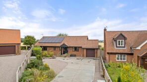 7 Woodhey, Paddock Rise, Grantham NG33 4EG