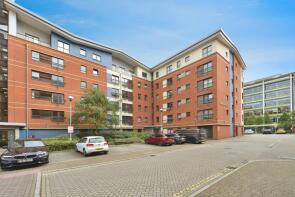 52, Cracknell, Millsands, Sheffield S3 8NE