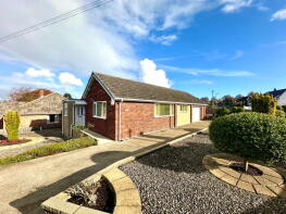2, Rowan Drive, Gawber, Barnsley S75 2JG