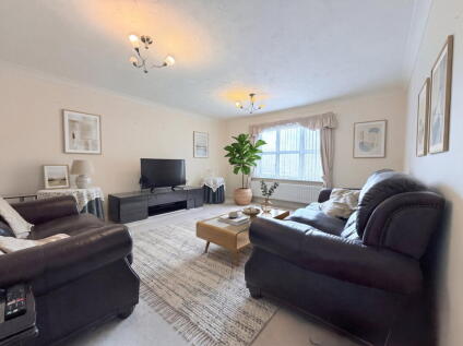 Riverview Gardens, Cobham, KT11