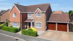 3, Rossini Place, Old Farm Park, Milton Keynes MK7 8EZ