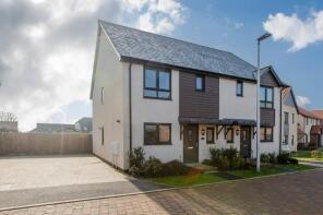 10, Sanders Lea, Crediton EX17 4BL