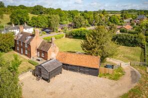 1, Stapleford Place Farm, Church Lane, Hertford SG14 3PA