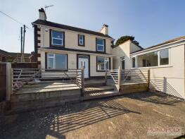 Gladwyn House, Pisgah Hill, Pentre Broughton, Wrexham LL11 6DB