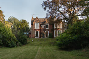 3 Woodlands, River Hill, Ipswich IP8 4BB