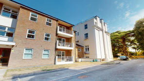 12, Thoresby, Evesham Road, Cheltenham GL52 3JW