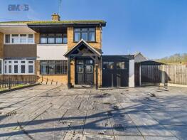 25, Merryfields Avenue, Hockley SS5 5AN