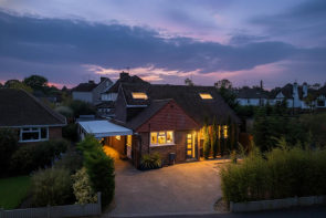 37, Fairfield Crescent, Hassocks BN6 9SE