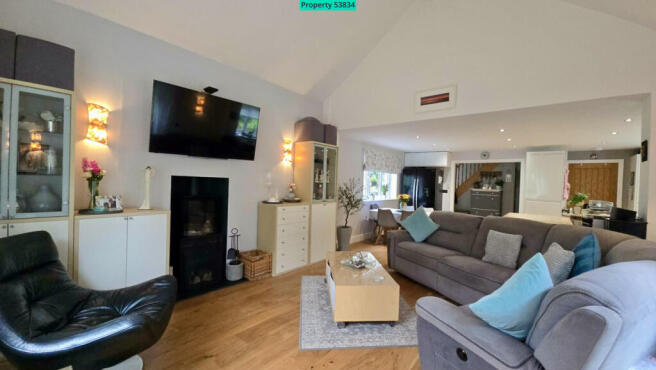 Open plan living, dinner room
