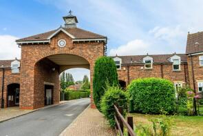 3, Lakeside, Acaster Malbis, York YO23 2TY