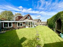 104, Pilling Lane, Scissett, Huddersfield HD8 9LP