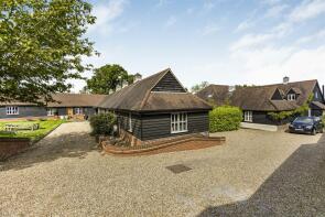 8, Highfield Farm, Mangrove Lane, Hertford SG13 8QJ