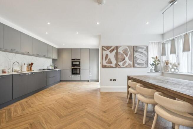 Kitchen/Dining
