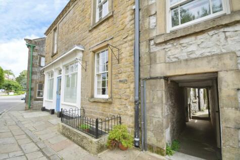 Commercial Road, BUXTON, Derbyshire, SK17