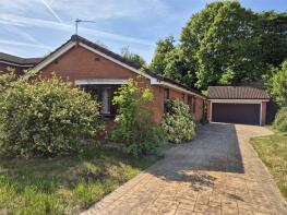 25, Solway Close, Winwick, Warrington WA2 0UP