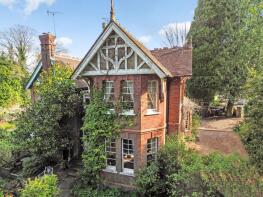 Overglen House, London Road, Hill Brow, Liss GU33 7PB
