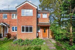 19, Oak Tree Close, Winchester SO21 1UT