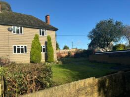 10, The Park, Devizes SN10 5TY