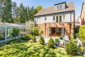 4, Burgess Place, Welwyn AL6 0FL